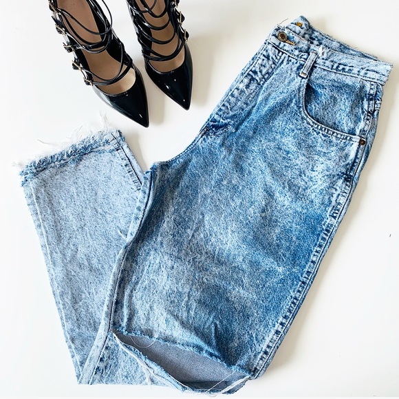 Forenza Denim - VINTAGE FORENZA Distressed High Waist Mom Jeans